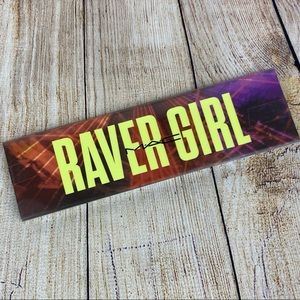 MAC Raver Girl Eyeshadow Palette